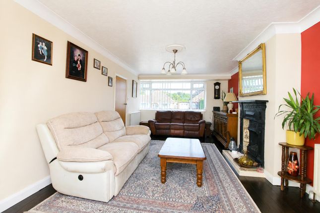 8, West Park Avenue, Margate photo 4