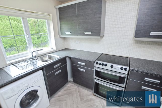 16, Bracken Green, Wakefield photo 2