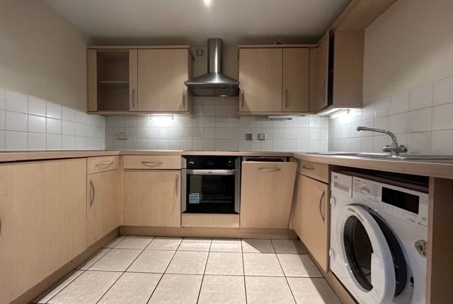 Flat to rent in Ropewalk Court, Upper College Street, Nottingham