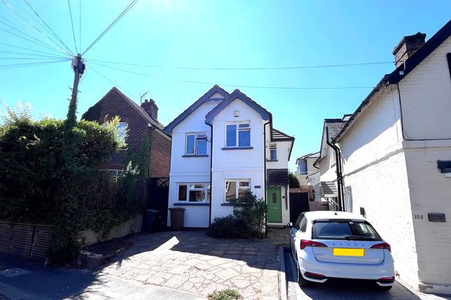 2-bed house on 103b, Nutley Lane, Reigate, £2,250/mo