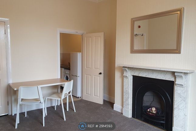Flat, Hartington St, Derby photo 2