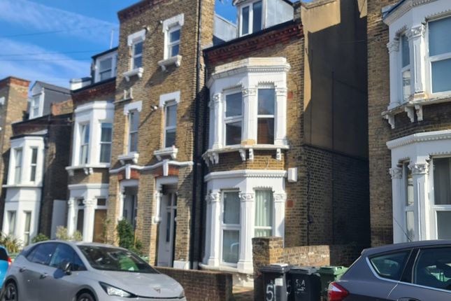 Flat to rent in Brailsford Road, London