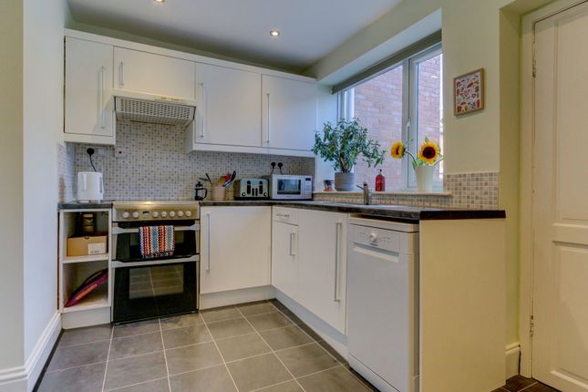 4, Grey Place, Morpeth photo 3
