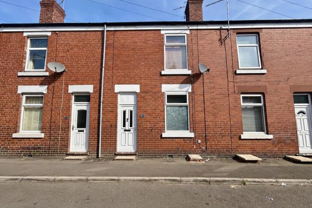 2-bed house on 12, Lorna Road, Doncaster, £750/mo