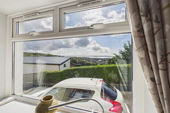 15, Ocean View, Burry Port photo 4