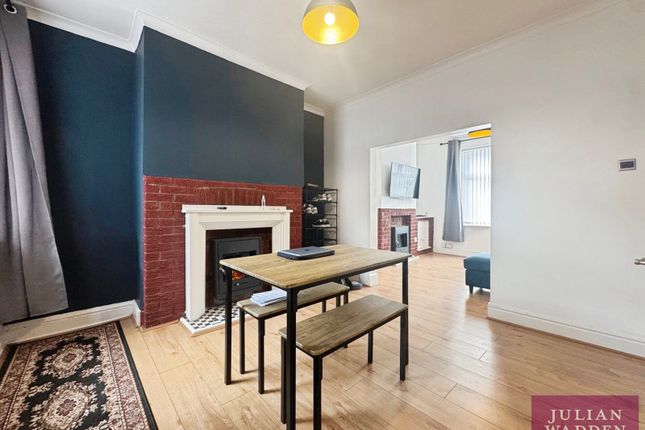 47, Watts Street, Greater Manchester photo 4