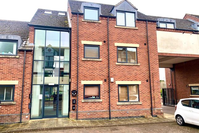 Thumbnail Flat for sale in Lincoln Road, North Hykeham, Lincoln