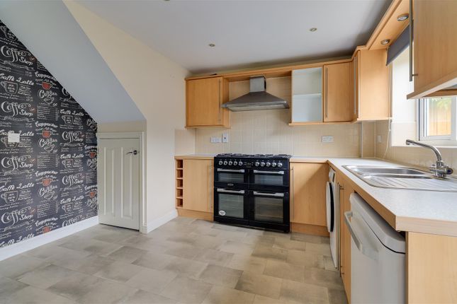 4, Flitmead, Cambridge photo 2