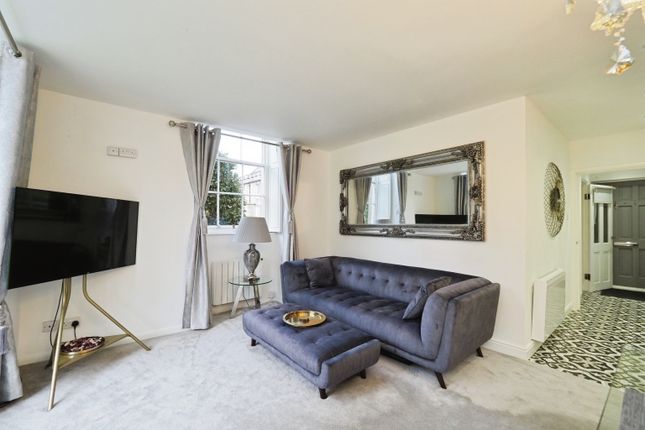 2, Manor House, Mansfield photo 4