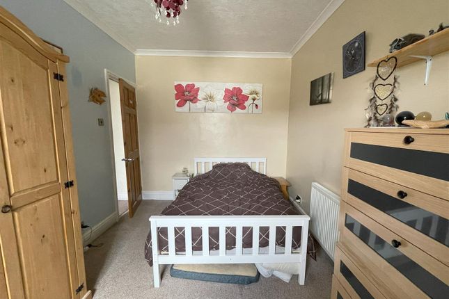 Terraced house for sale in Ceidrim Road, Glanamman, Ammanford