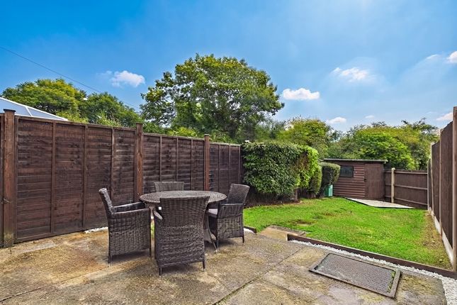 11, Beadle Way, Chelmsford, Essex photo 2