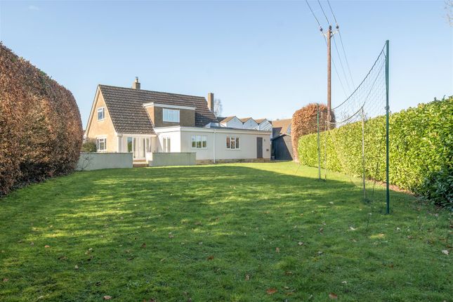 12, Lime Trees, Chippenham photo 2