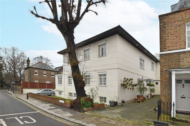 Thumbnail Flat for sale in Crooms Hill, Greenwich, London