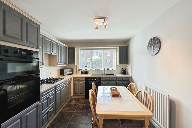 5, Burghley Gardens, Morpeth photo 3