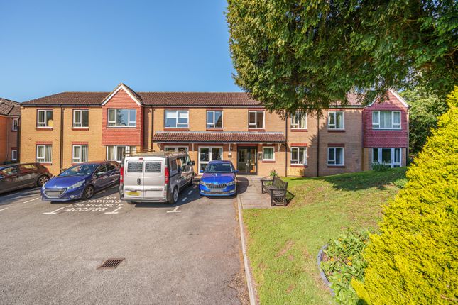 Flat for sale in School Road, Wrington, Bristol, North Somerset