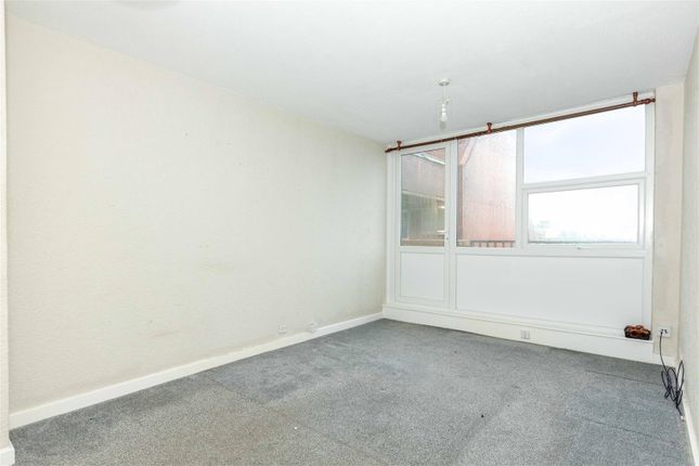 306, Guildbourne Court, Guildbourne Centre, Worthing photo 3