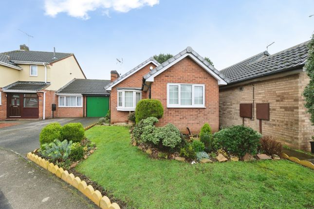2-bed house on 19, Greendale Close, Mansfield, £175,000