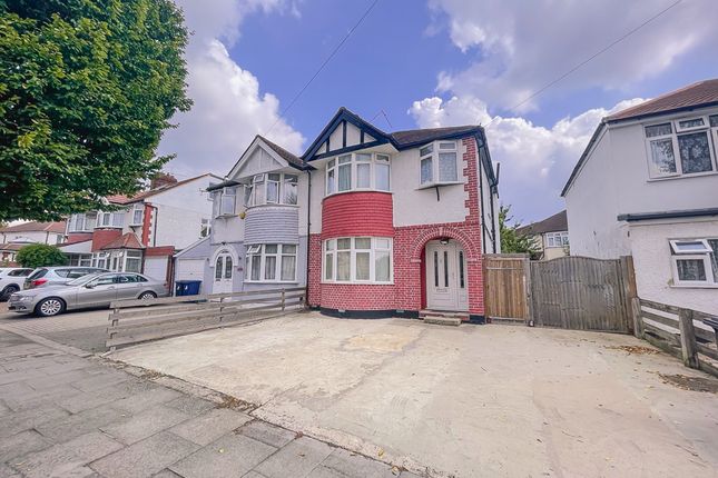 Thumbnail Room to rent in Devon Close, Greenford