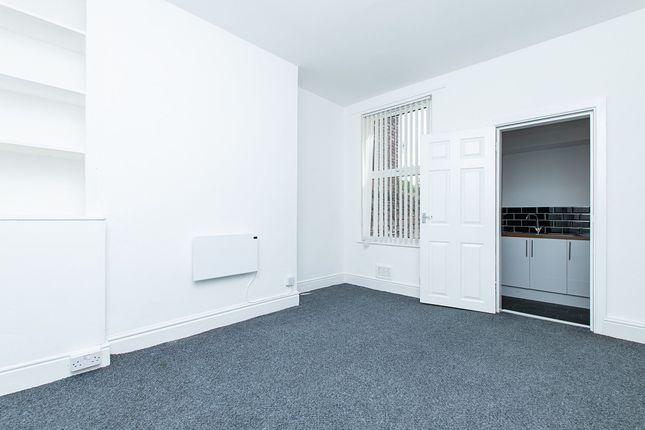 Flat A,12 Suburban Road, Liverpool photo 4