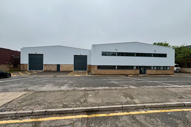 Industrial to let in Unit 14 Windmill Trading Estate, Thistle Road, Luton