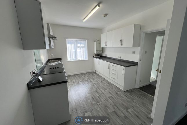Thumbnail Flat to rent in High Street, Sheerness