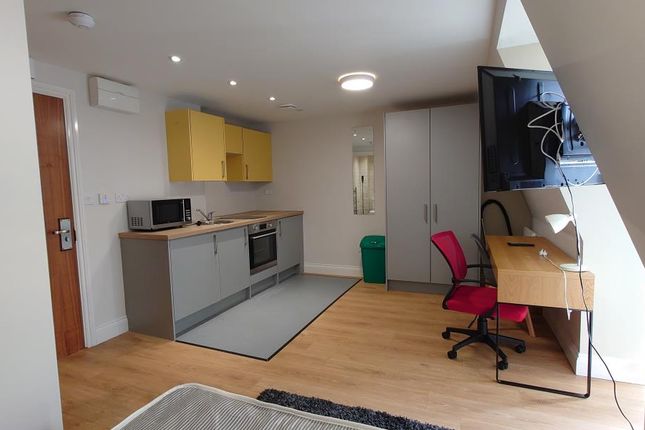 Studio to rent in Guildhall Walk, Portsmouth