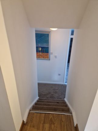9 Greenacre, Edinburgh photo 5