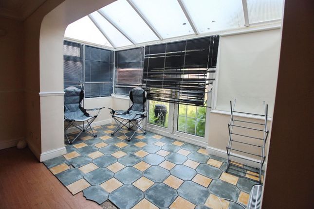 51, Manordene Road, London photo 4