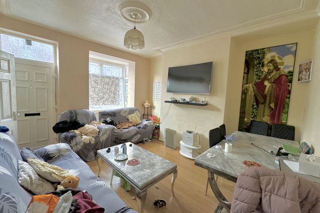 60, Copperfield Grove, Leeds photo 4
