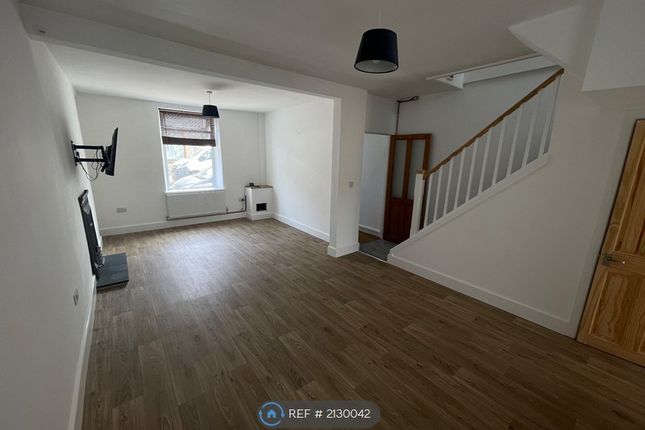 Cheltenham Terrace, Bridgend photo 4