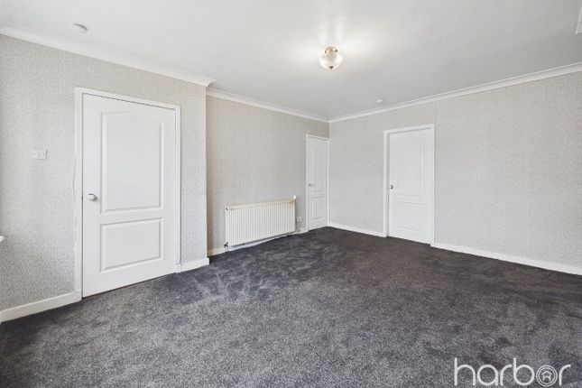 15 Gilbertfield Place, Ruchazie, City of Glasgow photo 4
