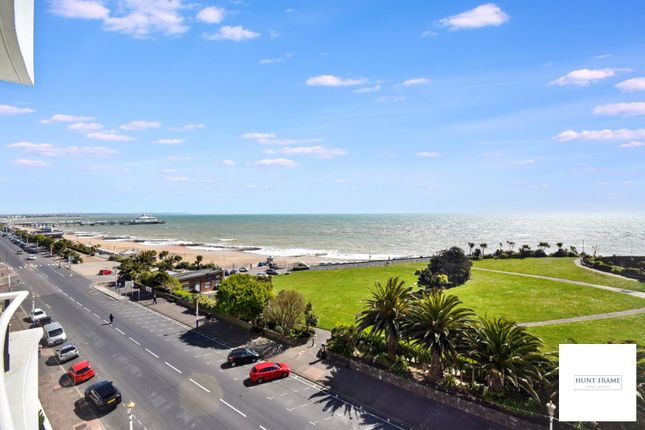 21, Grand Court, King Edwards Parade, Eastbourne photo 2