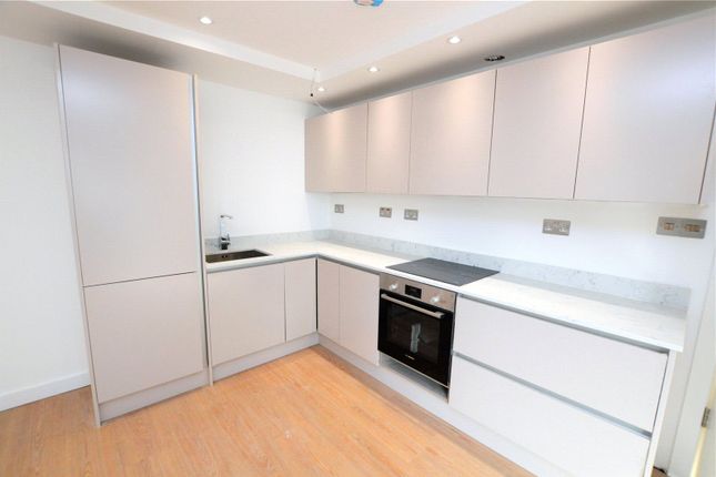 Thumbnail Flat to rent in Colby Mews, London