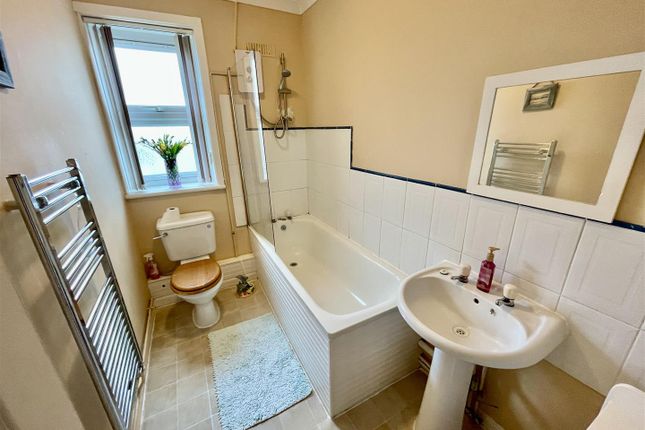 Flat for sale in Plymouth