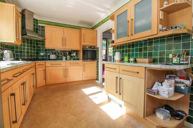 Green Sands, The Slade, Bedford photo 4