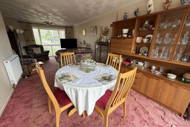 22, Ennerdale Close, Daventry photo 4