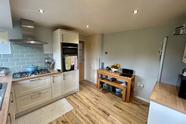 41, Chesterfield photo 4