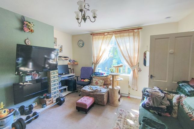 9, King Edward Viii Terrace, Shield Row photo 2