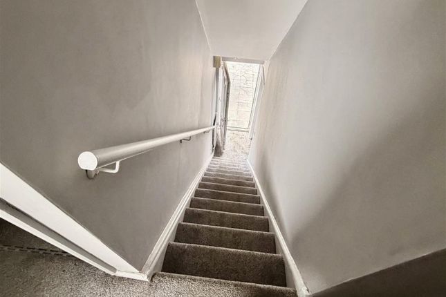 5, Blenheim Road, Wigan photo 5