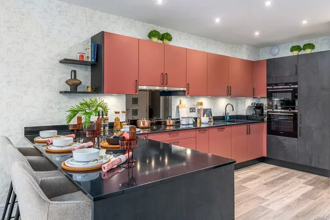 Cala Homes - St Crispins Court