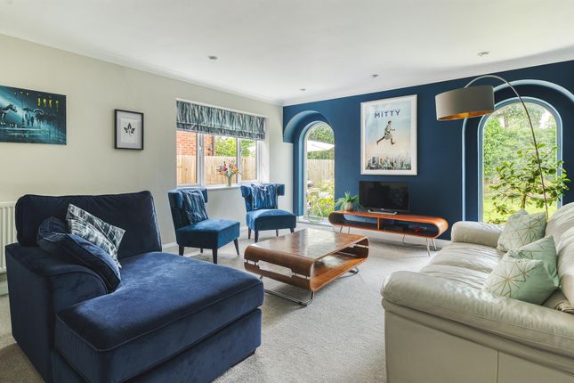 54, Gisborne Crescent, Derby photo 3