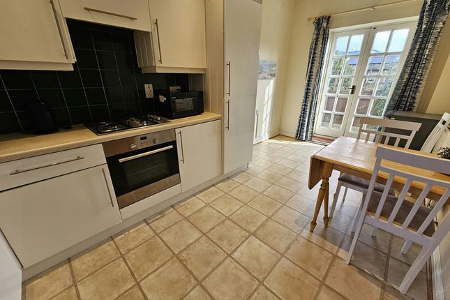 Neptune Court, Colchester photo 2