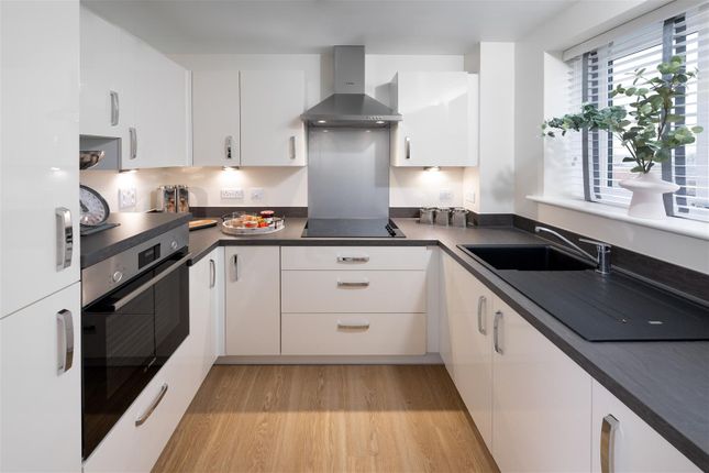 542322, Casterbridge Court, Dorchester photo 3