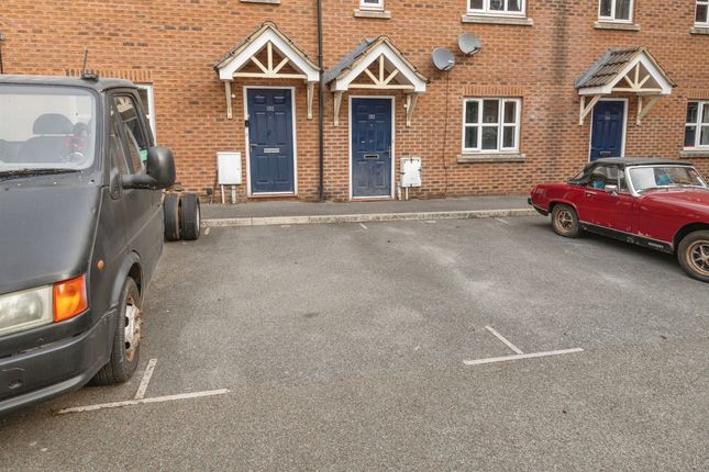 196, Massingham Park, Taunton photo 4