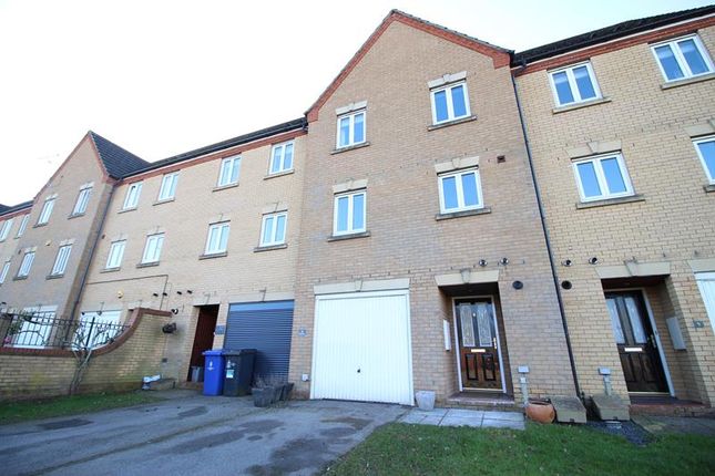 Thumbnail Town house to rent in Brook View, Grange Park