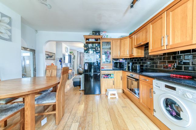 Terraced house for sale in Wentworth Road, Croydon