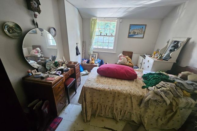 14, Dury Road, Barnet photo 5