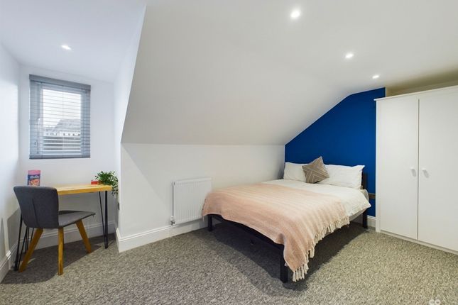 47 Viaduct Road, Brighton photo 4