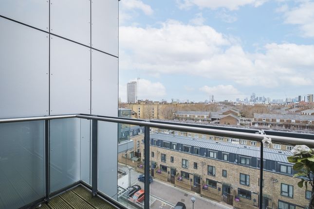605, Moro Apartments, 22, New Festival Avenue, London photo 3