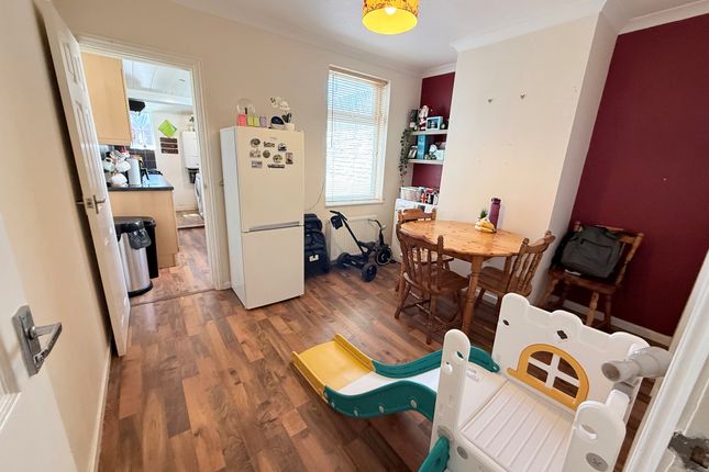 115, Trafalgar Road West, Great Yarmouth photo 3